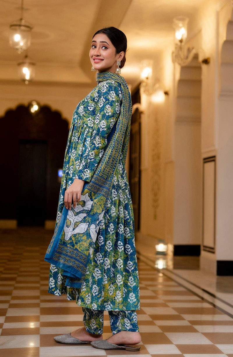 Green And Blue Printed Viscose Rayon Kurta, Pant And Dupatta Set - Bellastic