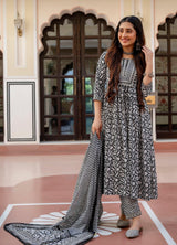 Black And White Printed Viscose Rayon Kurta, Pant And Dupatta Set - Bellastic